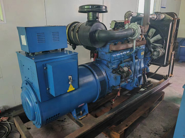 灵石100kW柴油发电机组使用多级机油有哪些优缺点？